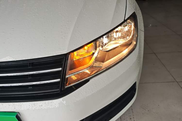 Used Volkswagen Santana 2018 1.5L Manual Fashion Edition Left Front Headlight
