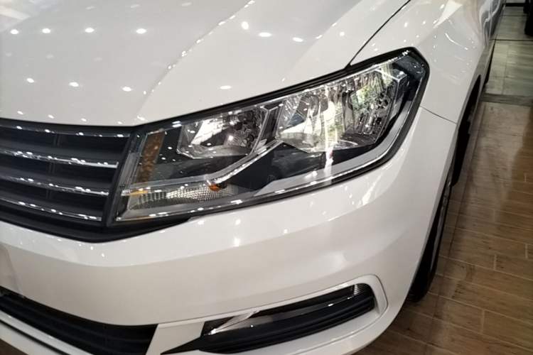 Used Volkswagen Santana 2018 1.5L Automatic Comfort Edition Left Front Headlight
