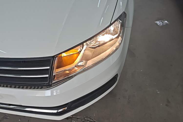 Used Volkswagen Santana 2018 1.5L Manual Fashion Edition Left Front Headlight