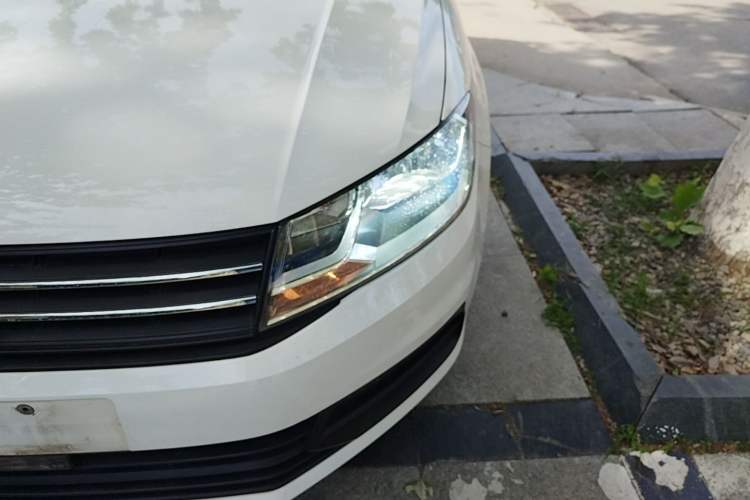Used Volkswagen Santana 2018 1.5L Manual Fashion Edition Left Front Headlight