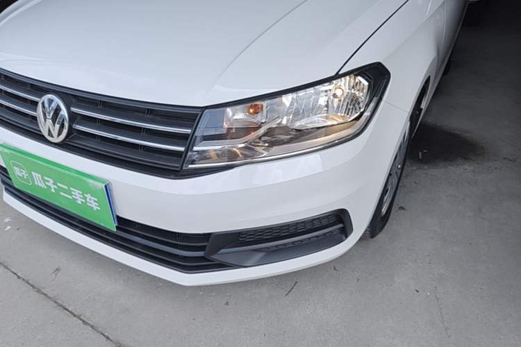 Used Volkswagen Santana 2018 1.5L Automatic Fashion Edition Left Front Headlight
