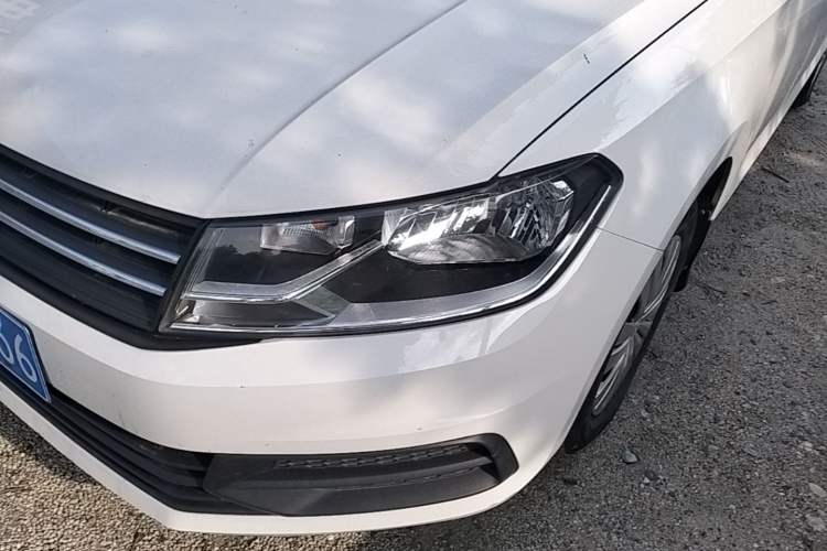 Used Volkswagen Santana 2018 1.5L Manual Fashion Edition Left Front Headlight