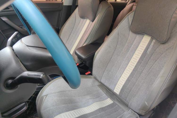 Used Volkswagen Santana 2018 1.5L Manual Fashion Edition Left Front Seat