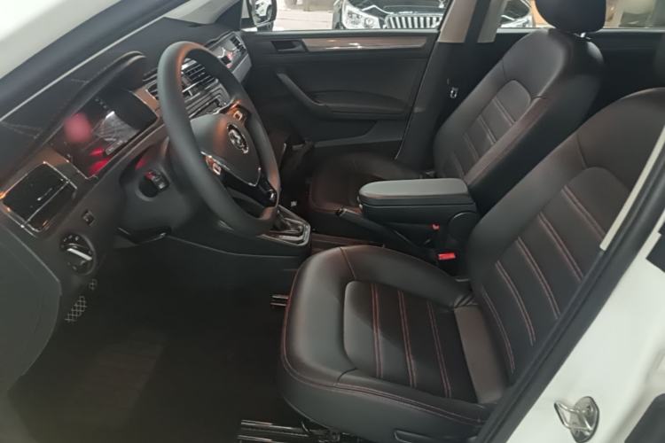 Used Volkswagen Santana 2018 1.5L Automatic Fashion Edition Left Front Seat