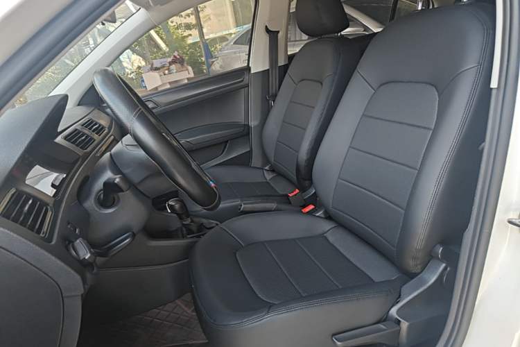 Used Volkswagen Santana 2018 1.5L Automatic Fashion Edition Left Front Seat
