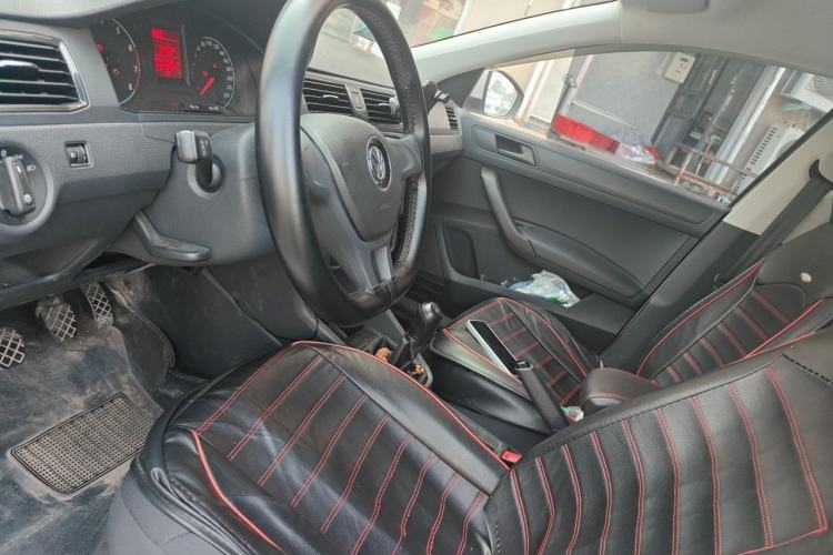 Used Volkswagen Santana 2018 1.5L Manual Fashion Edition Left Front Seat