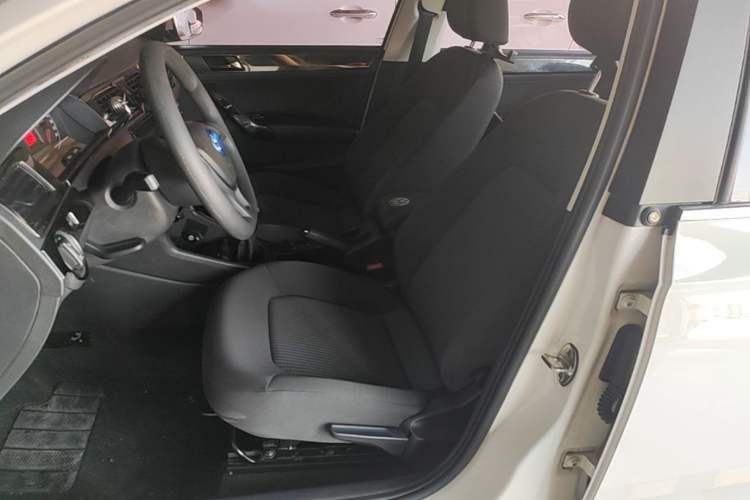 Used Volkswagen Santana 2018 1.5L Manual Fashion Edition Left Front Seat