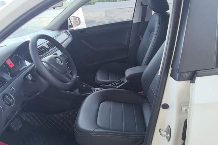 Used Volkswagen Santana 2018 1.5L Automatic Fashion Edition Left Front Seat