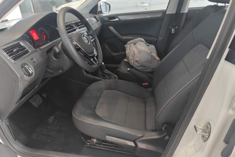 Used Volkswagen Santana 2018 1.5L Automatic Comfort Edition Left Front Seat