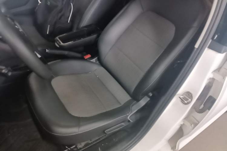 Used Volkswagen Santana 2018 1.5L Automatic Comfort Edition Left Front Seat