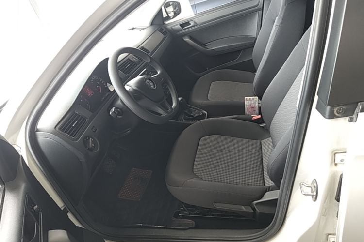 Used Volkswagen Santana 2018 1.5L Automatic Fashion Edition Left Front Seat