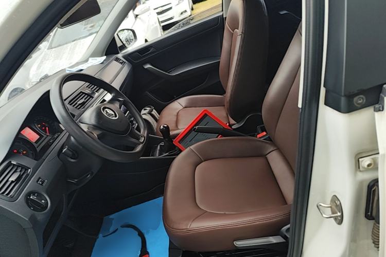 Used Volkswagen Santana 2018 1.5L Manual Fashion Edition Left Front Seat