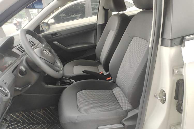 Used Volkswagen Santana 2018 1.5L Automatic Fashion Edition Left Front Seat