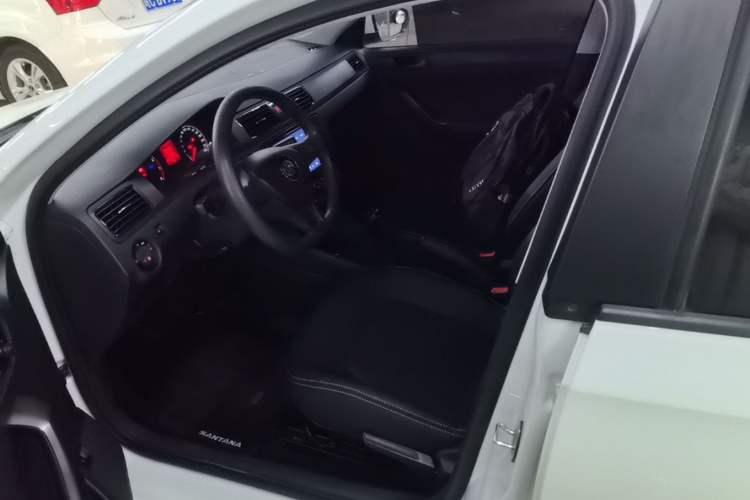 Used Volkswagen Santana 2018 1.5L Manual Fashion Edition Left Front Seat