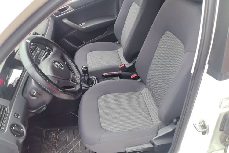 Used Volkswagen Santana 2018 1.5L Manual Fashion Edition Left Front Seat