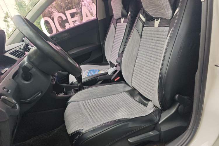 Used Volkswagen Santana 2018 1.5L Manual Fashion Edition Left Front Seat