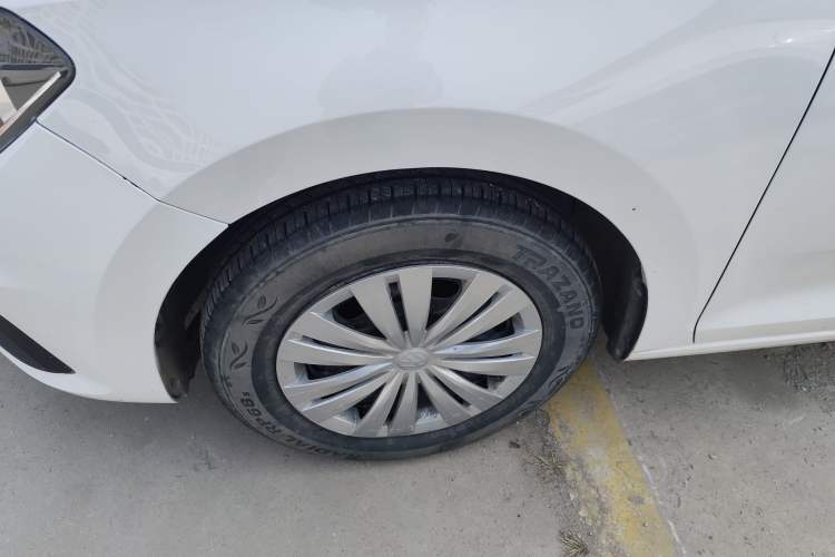 Used Volkswagen Santana 2018 1.5L Automatic Fashion Edition Left Front Wheel Hub