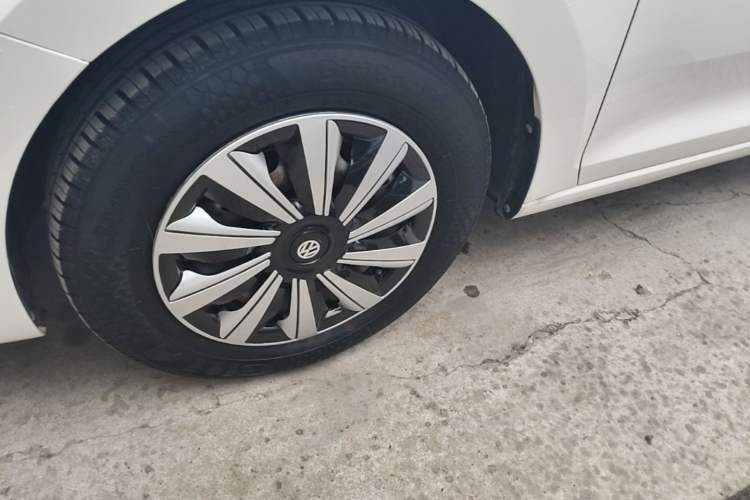 Used Volkswagen Santana 2018 1.5L Automatic Fashion Edition Left Front Wheel Hub
