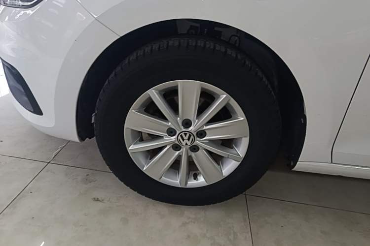 Used Volkswagen Santana 2018 1.5L Automatic Fashion Edition Left Front Wheel Hub