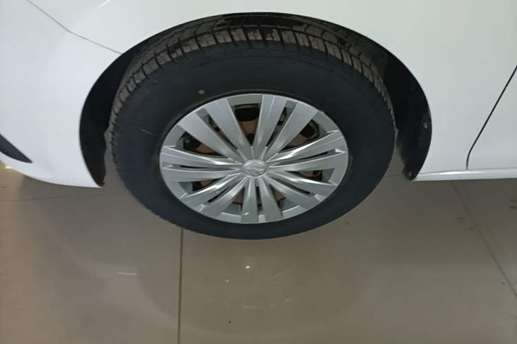 Used Volkswagen Santana 2018 1.5L Automatic Fashion Edition Left Front Wheel Hub