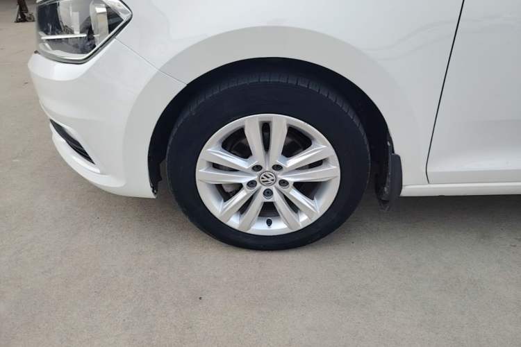 Used Volkswagen Santana 2018 1.5L Manual Comfort Edition Left Front Wheel Hub