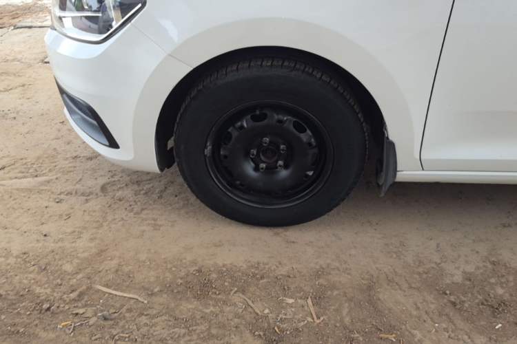 Used Volkswagen Santana 2018 1.5L Automatic Fashion Edition Left Front Wheel Hub