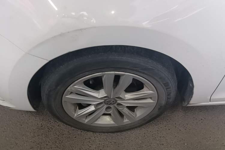 Used Volkswagen Santana 2018 1.5L Automatic Comfort Edition Left Front Wheel Hub