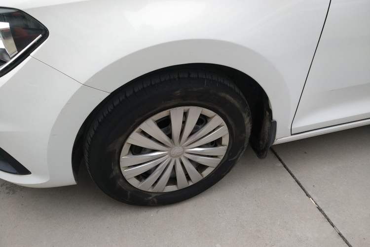 Used Volkswagen Santana 2018 1.5L Automatic Fashion Edition Left Front Wheel Hub