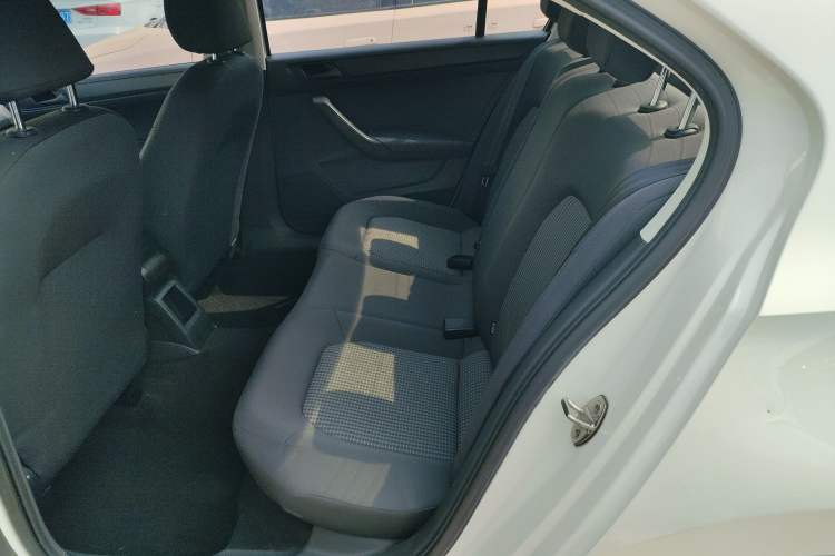 Used Volkswagen Santana 2018 1.5L Manual Fashion Edition Left Rear Seat