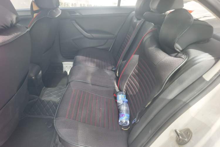 Used Volkswagen Santana 2018 1.5L Automatic Fashion Edition Left Rear Seat