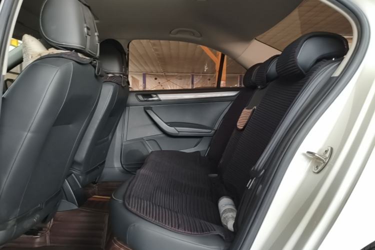 Used Volkswagen Santana 2018 1.5L Automatic Comfort Edition Left Rear Seat