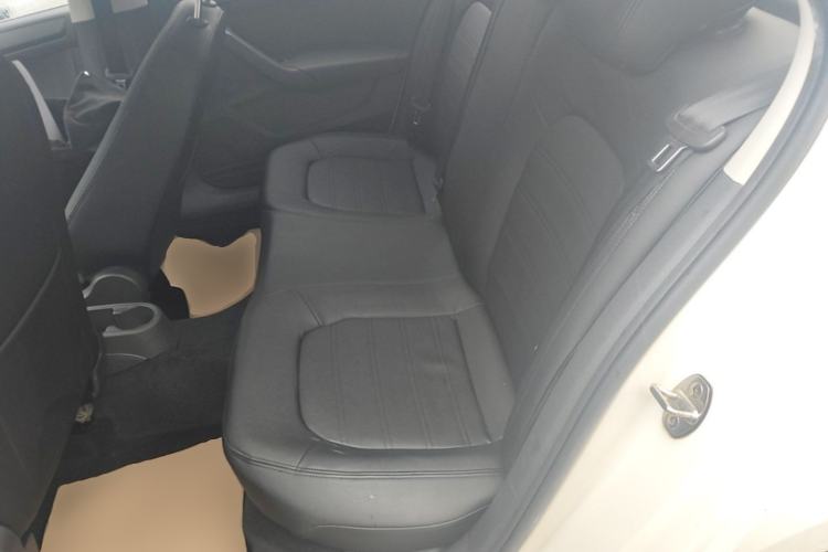 Used Volkswagen Santana 2018 1.5L Automatic Fashion Edition Left Rear Seat