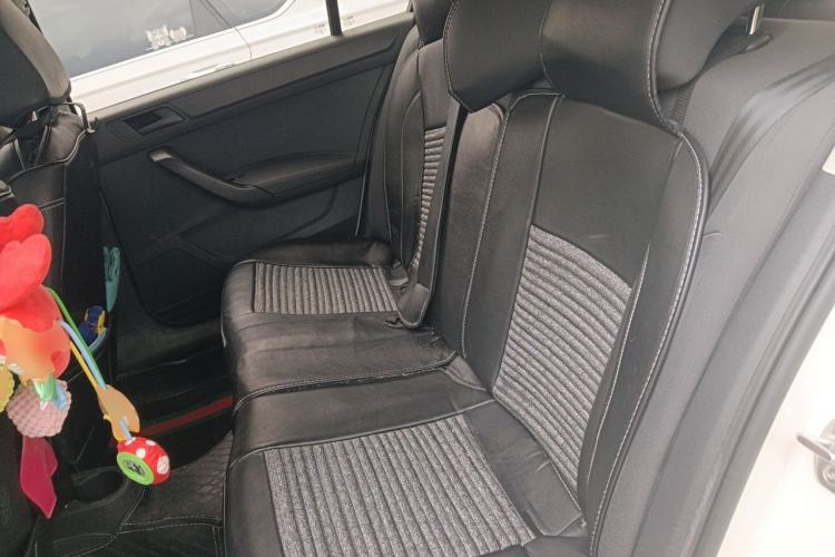 Used Volkswagen Santana 2018 1.5L Automatic Fashion Edition Left Rear Seat