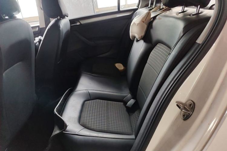 Used Volkswagen Santana 2018 1.5L Automatic Comfort Edition Left Rear Seat