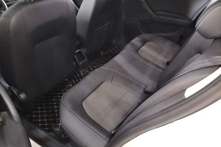 Used Volkswagen Santana 2018 1.5L Automatic Comfort Edition Left Rear Seat