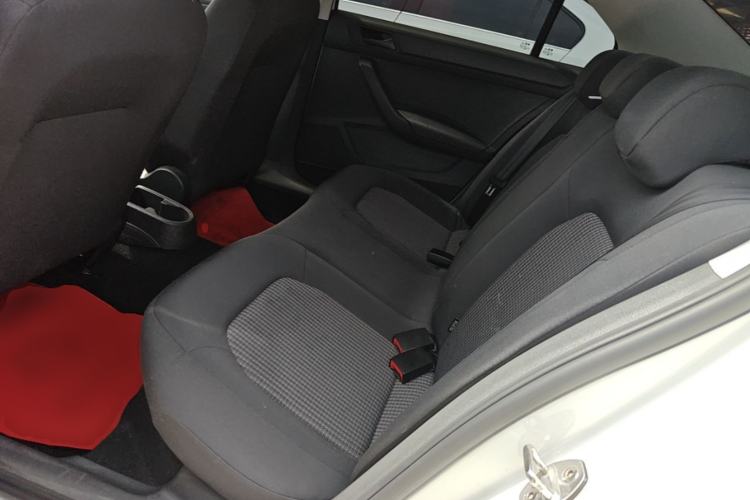 Used Volkswagen Santana 2018 1.5L Automatic Fashion Edition Left Rear Seat