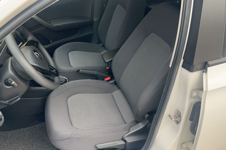 Used Volkswagen Santana 2018 1.5L Automatic Fashion Edition Left Rear Seat