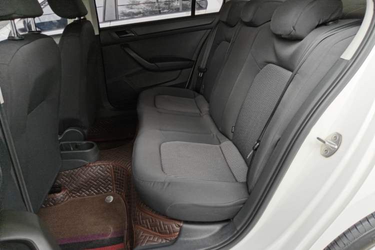 Used Volkswagen Santana 2018 1.5L Automatic Fashion Edition Left Rear Seat