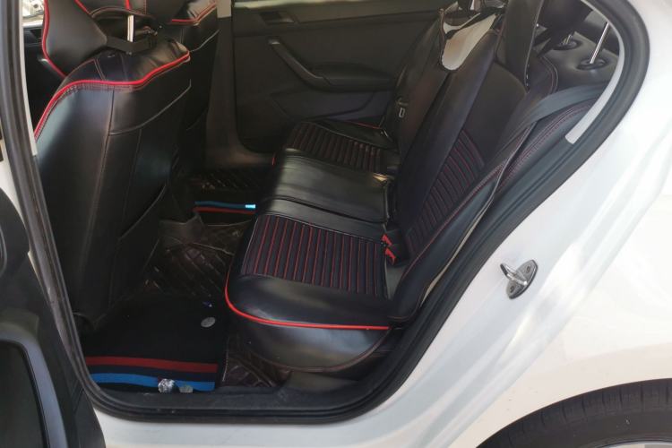 Used Volkswagen Santana 2018 1.5L Automatic Fashion Edition Left Rear Seat
