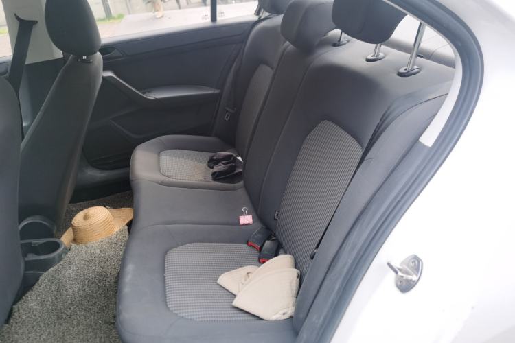Used Volkswagen Santana 2018 1.5L Automatic Fashion Edition Left Rear Seat
