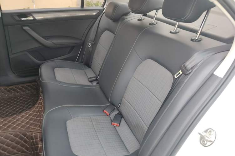 Used Volkswagen Santana 2018 1.5L Manual Comfort Edition Left Rear Seat