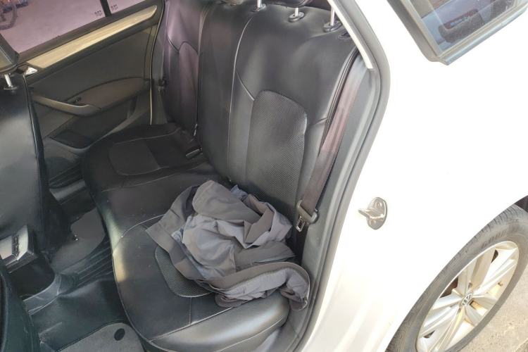 Used Volkswagen Santana 2018 Haval H6 1.5L Automatic Fashion Edition Left Rear Seat