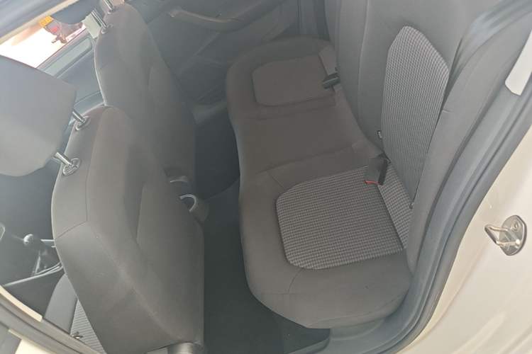 Used Volkswagen Santana 2018 1.5L Manual Fashion Edition Left Rear Seat
