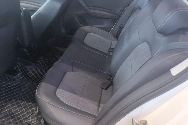 Used Volkswagen Santana 2018 1.5L Automatic Comfort Edition Left Rear Seat