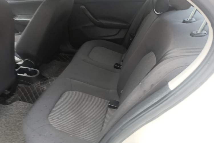 Used Volkswagen Santana 2018 1.5L Automatic Fashion Edition Left Rear Seat