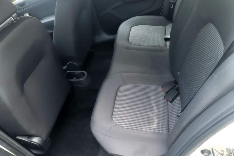 Used Volkswagen Santana 2018 1.5L Automatic Fashion Edition Left Rear Seat