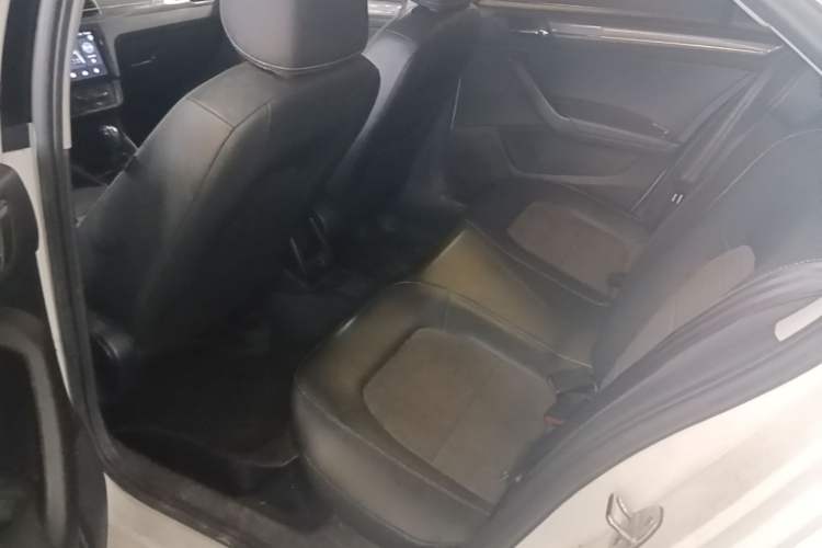 Used Volkswagen Santana 2018 1.5L Automatic Comfort Edition Left Rear Seat