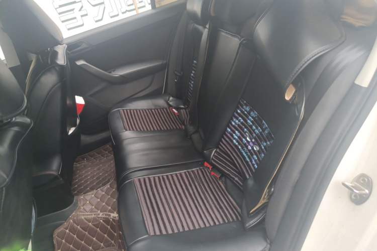 Used Volkswagen Santana 2018 1.5L Automatic Fashion Edition Left Rear Seat