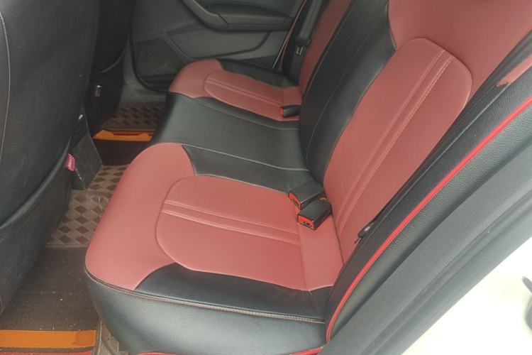 Used Volkswagen Santana 2018 1.5L Automatic Fashion Edition Left Rear Seat