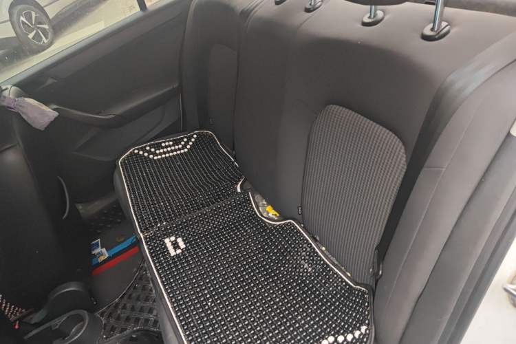 Used Volkswagen Santana 2018 1.5L Automatic Fashion Edition Left Rear Seat